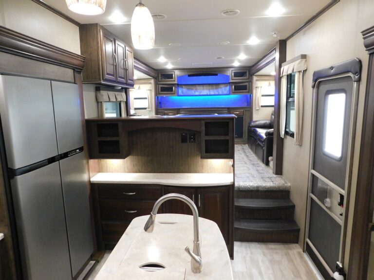 2016 Grand Design Solitude 379FL - RV Connection