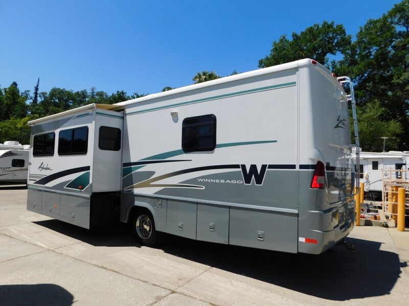 2004 Winnebago Adventurer 33V RV Connection