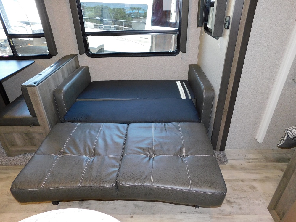 2018 Sprinter 26 RB - Image 23