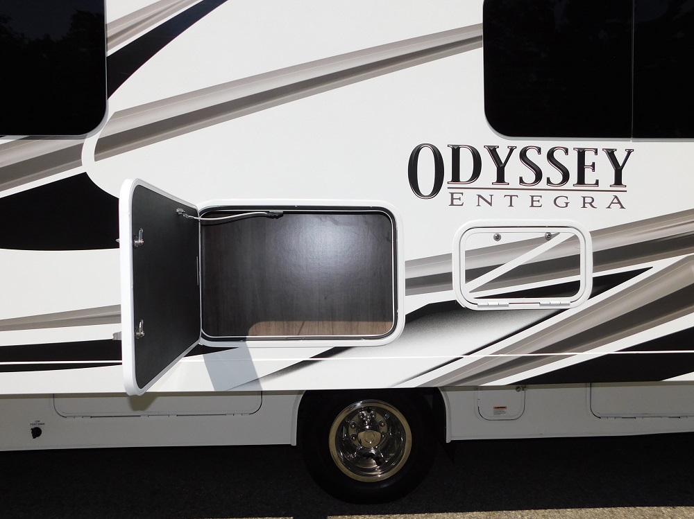 2022 Entegra Odyssey 26M - Image 11
