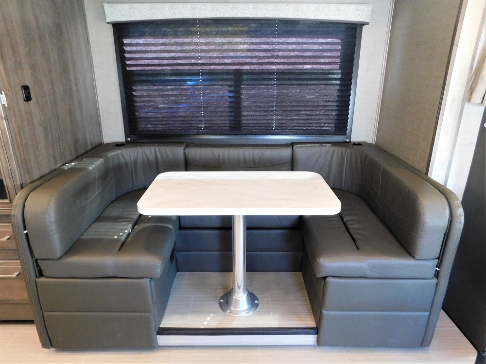 2022 Entegra Odyssey 26M - Image 25