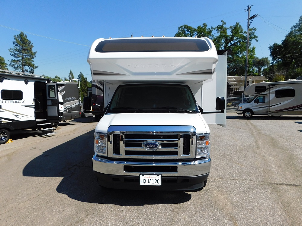 2022 Entegra Odyssey 26M - Image 6
