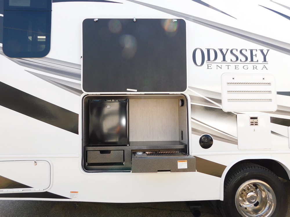 2022 Entegra Odyssey 26M - Image 9