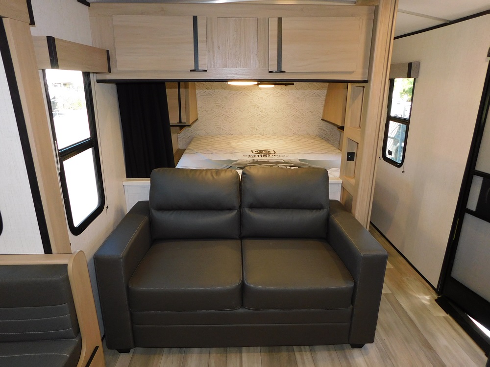 2022 Cruiser RV Radiance 26KB - Image 21