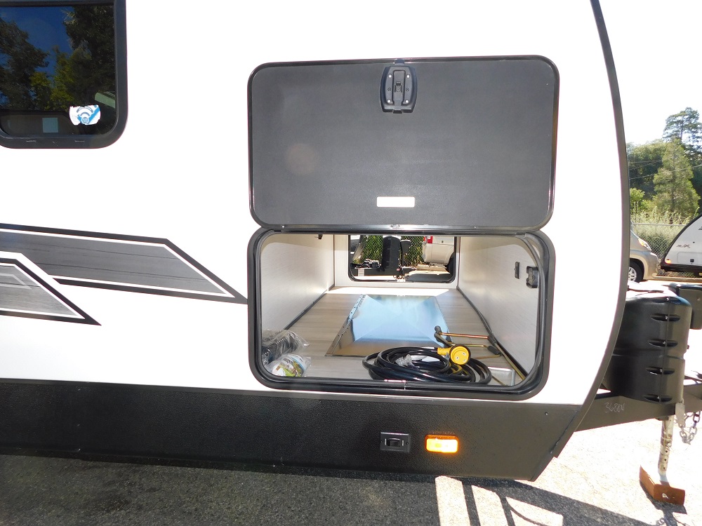 2022 Cruiser RV Radiance 26KB - Image 9