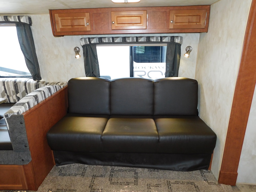 2017 Northwood Nash 29S Travel Trailer with Slide-out - Image 23