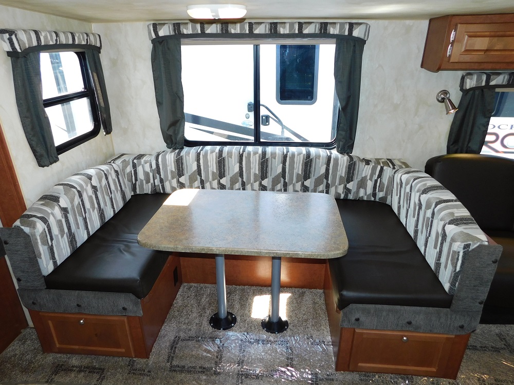 2017 Northwood Nash 29S Travel Trailer with Slide-out - Image 25