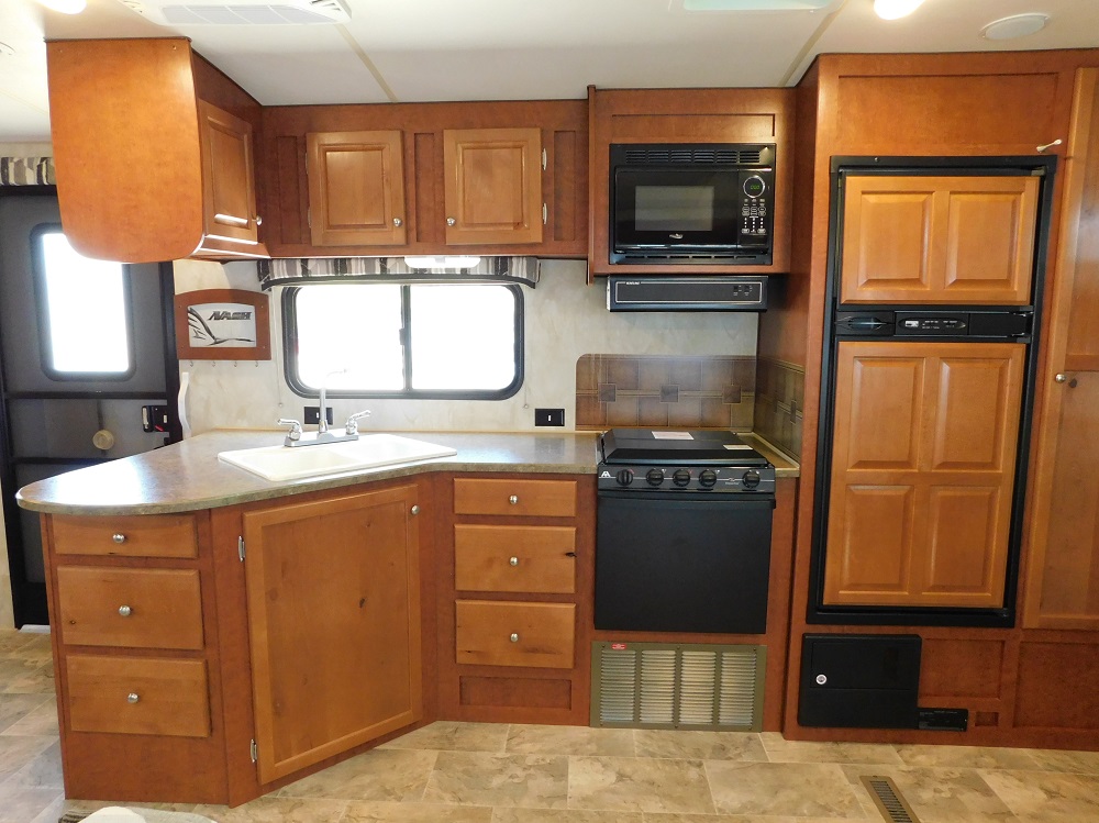 2017 Northwood Nash 29S Travel Trailer with Slide-out - Image 26